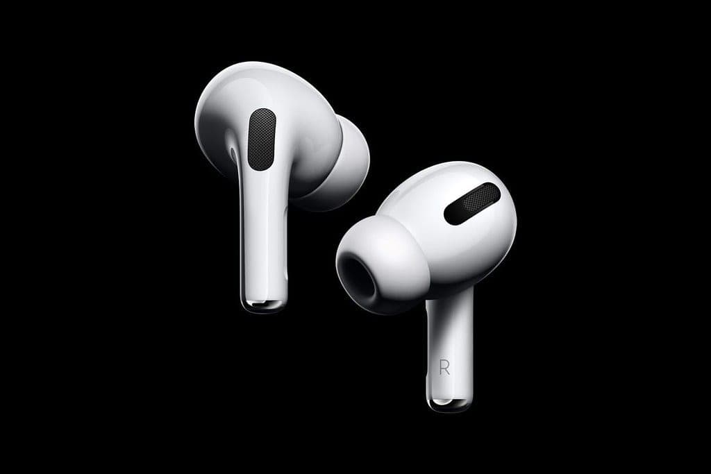 i12 TWS Budget Earbuds